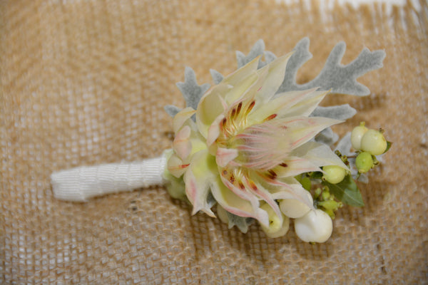 Wedding Arrangements